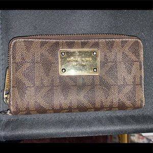 Michael Kors wallet